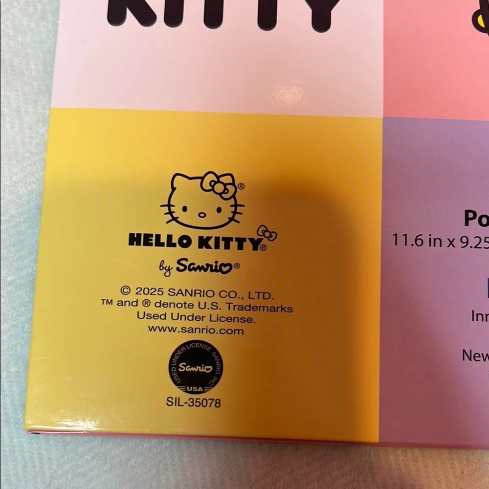 NWT Hello Kitty Notebook and Portfolio Folder Set Gift Set